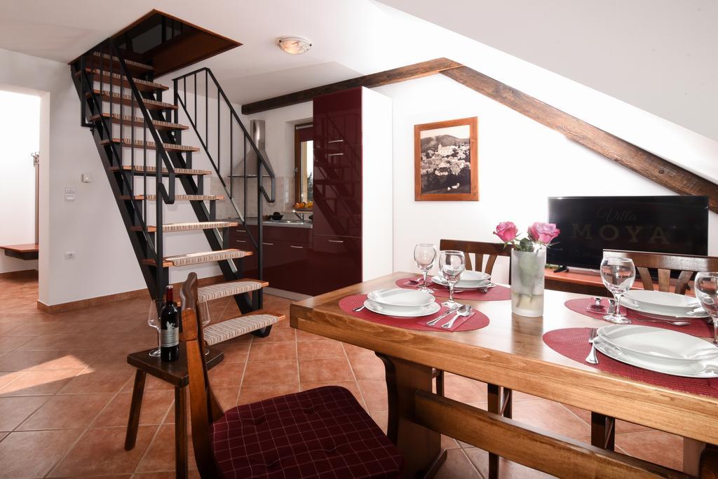 Apartment Moya